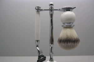 男生正確使用護(hù)膚品的步驟 讓你的臉恢復(fù)干凈