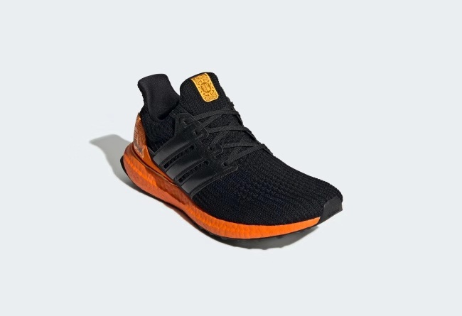 adidas中秋節(jié)限定UltraBoost 4.0鞋款 2
