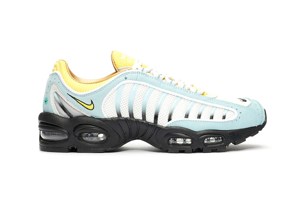 Sneakerstuff  20 周年NIKE Air Max Tailwind 4 鞋款 1