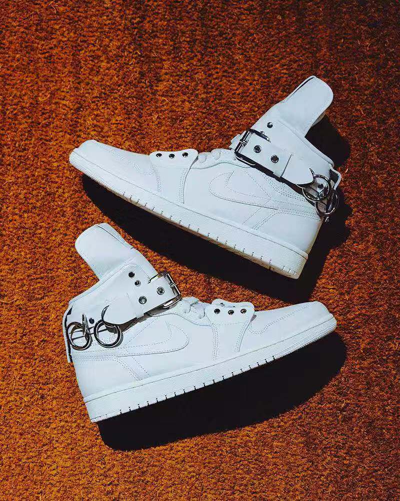 Comme des Gar&#231;ons Homme Plus x Air Jordan 1最新實物圖 1