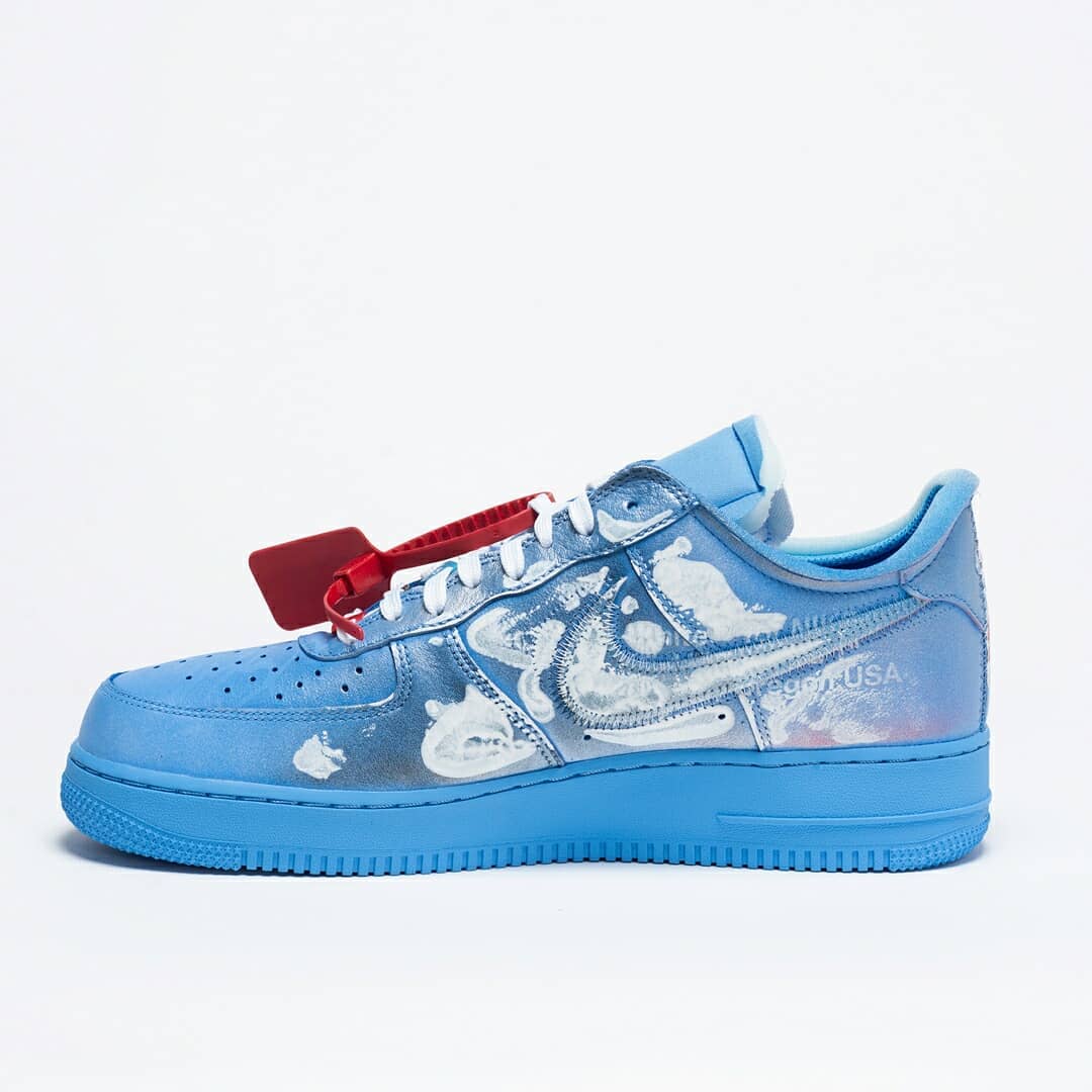 OFF-WHITE x Air Force 1 “MCA” 鞋款 2