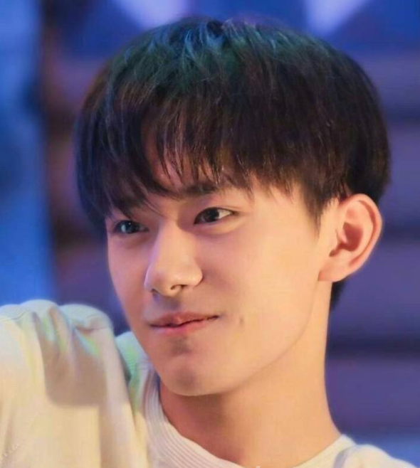男生流行短發發型 既可奶又可狼 2