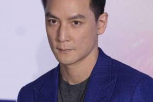發際線高臉型瘦男生發型 看男明星的發型