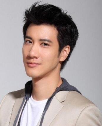 長臉男生適合什么發型 這樣更有男人味 1