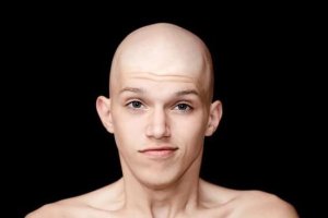 適合發(fā)質(zhì)軟的男生發(fā)型 男生頭發(fā)細(xì)軟扁塌發(fā)型
