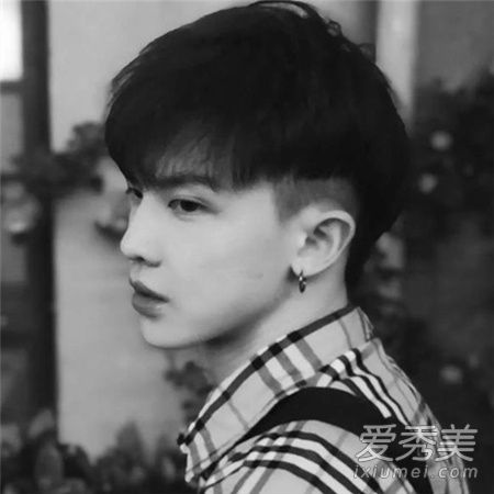 男生鍋蓋頭超帥發型怎么剪 銜接的比較自然 5
