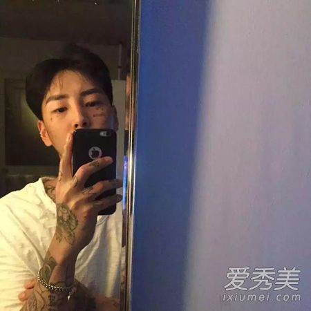 今年男士最帥發(fā)型圖片 清爽個(gè)性的造型被贊 13