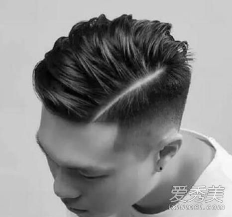 男士適合剪什么發型30歲 適合18-30歲的男生發型 2