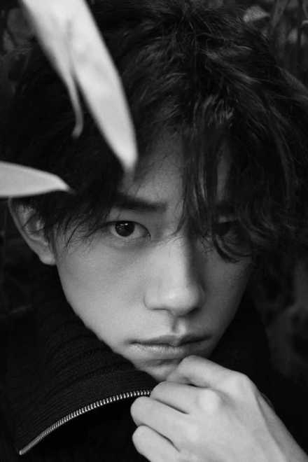 男生怎樣剪劉海好看 男士劉海發型有幾種剪法 2