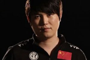 月夜楓yyf的微博資料 月夜楓YYF在哪里直播