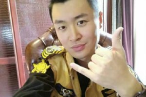 侯天悅個人資料簡介 侯天悅和妻子照片
