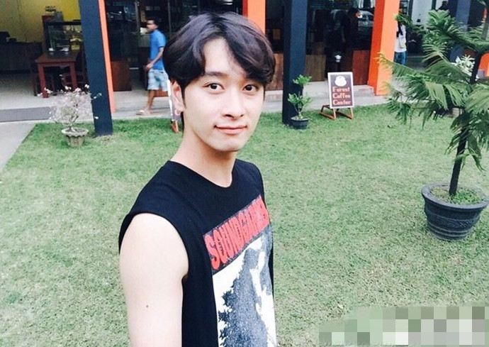 2PM黃燦盛結婚老婆是誰 曝出女方是圈外人 2