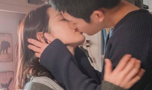 接吻能看出一個人喜歡你嗎 真愛你的男人會吻你哪里 5