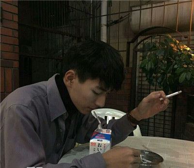 婚外情動心的男人表現(xiàn) 一定會對你負(fù)責(zé)任 3