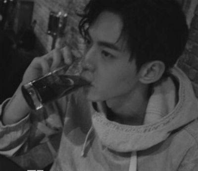 相親男不冷不熱拖著怎么辦 用這種態度吊著對方 1