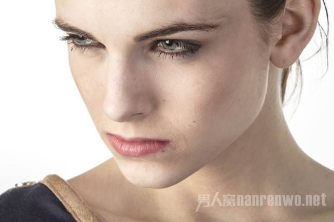 化妝品廣告語背后真相 買的時候可長點心 5