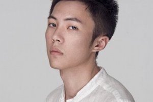 男生頭發硬適合什么發型 這些發型十分帥氣