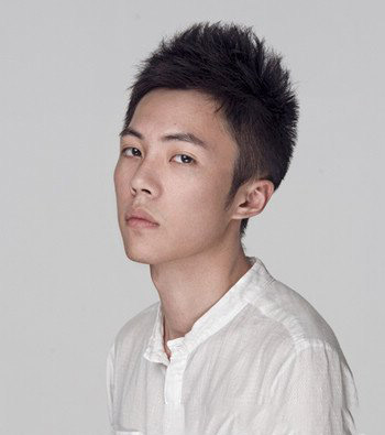 男生頭發(fā)硬適合什么發(fā)型 這些發(fā)型十分帥氣 1