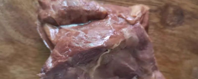 豬肉為什么會發綠  豬肉表面變綠能吃嗎 1