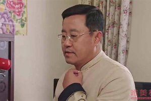 王長(zhǎng)貴扮演者王小寶曝身價(jià) 直播間里面哭窮引熱議