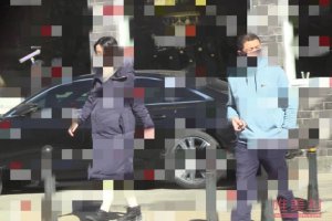 李亞鵬陪海哈金喜現身醫院 疑兩個人是奉子成婚