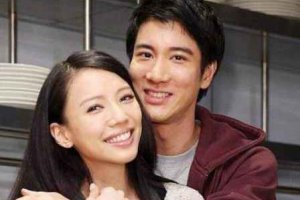王力宏和李靚蕾怎么在一起的 王力宏選擇李靚蕾的原因