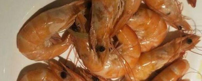 蝦上的黑線怎么剔除 怎樣去掉蝦背上的黑線 1