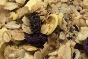 蔓越莓鮮果怎么泡水 蔓越莓干泡水正確方法
