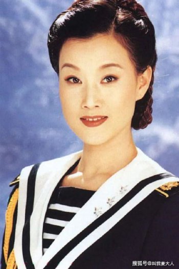 肖卓李谷一差幾歲 李谷一的個人簡介 5