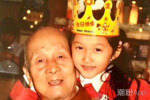 關(guān)曉彤的爺爺是誰 關(guān)曉彤國民閨女之稱來歷