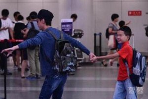 主持人何炅結(jié)婚了嗎?何炅有孩子嗎