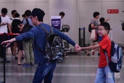 主持人何炅結婚了嗎?何炅有孩子嗎 1