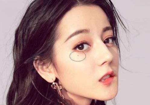 前世夫妻的痣長在哪 胸口有紅痣前世今生仙不負 1