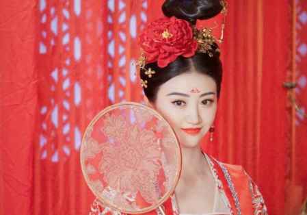 景甜為啥叫人間富貴花 景甜人間富貴花是真的嗎 2
