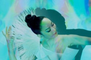 薩頂頂多少歲了 薩頂頂多大年紀(jì)