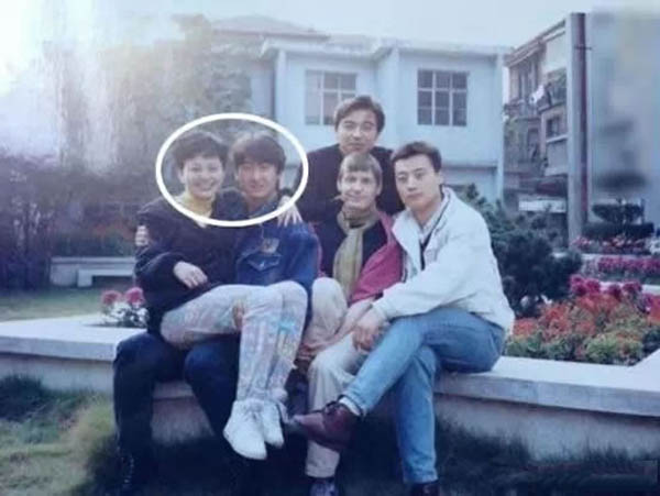 鄭爽為什么和景甜是同學 娛樂圈的同學關系 3
