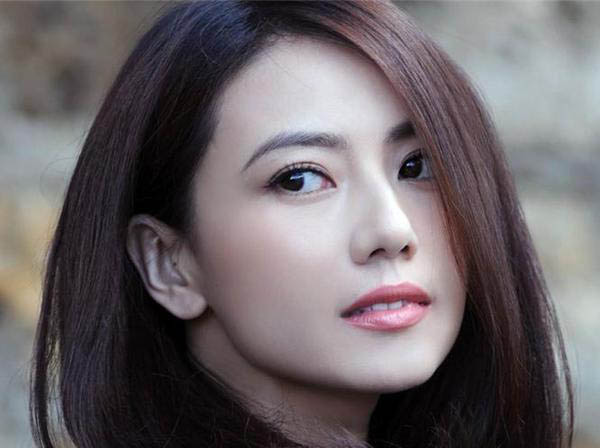 高露與高圓圓對比照 這兩人真是太像了 1