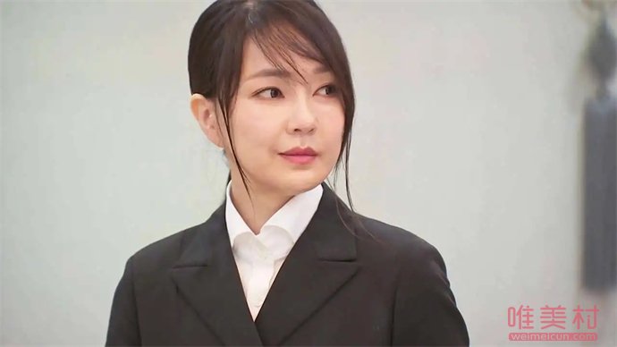 韓國現任總統夫人照片 曝出整容賄賂學歷造假 1
