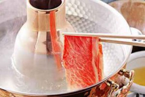 涮羊肉為什么用銅火鍋 用炭火鍋別有滋味
