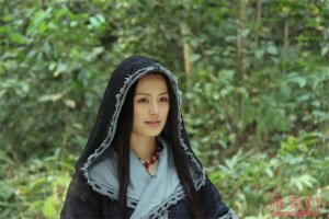 王力可撞臉寧靜阿嬌 資源一直都很好為何不火