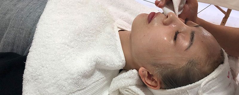 眼角魚尾紋怎么處理 如何消除眼角魚尾紋 1