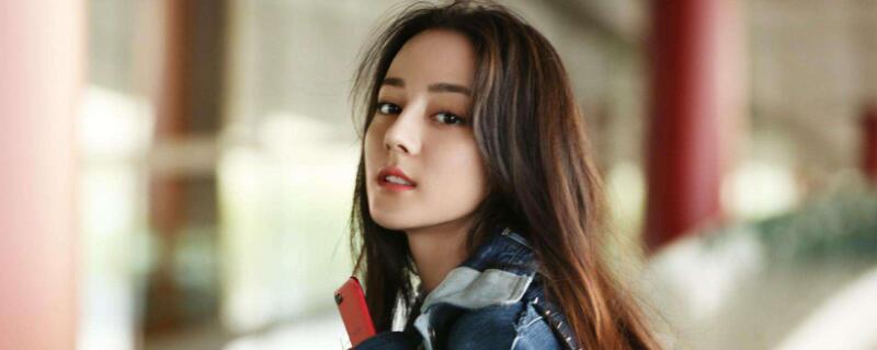 一戴美瞳眼睛就紅怎么回事 2