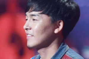旦增尼瑪還在當大學老師嗎