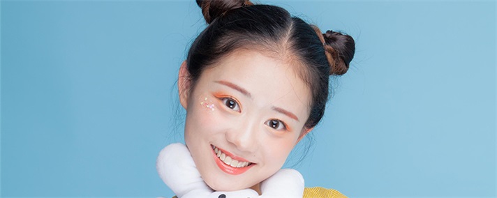 怎樣畫(huà)兒童眼影 兒童眼影怎么畫(huà)好看女孩 1