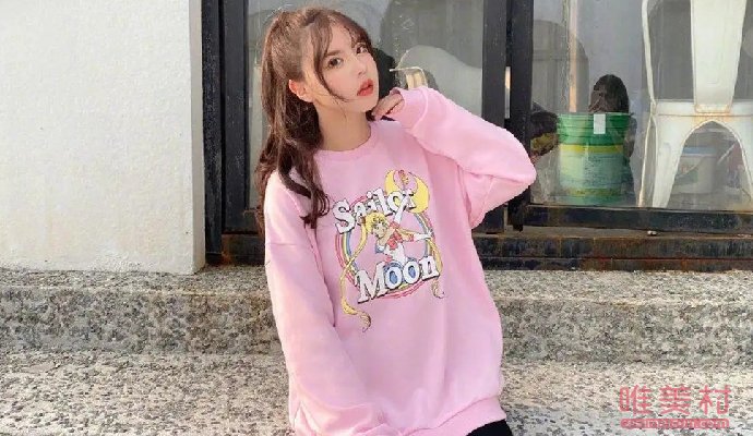 韓安冉現(xiàn)在怎么賺錢的 自爆一年賺5千萬到6千萬 2