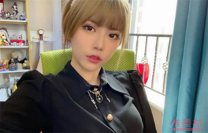周淑怡是不是王思聰女友 曝王思聰主動追求的她 1