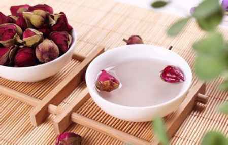 花茶的種類(lèi)及名稱(chēng)圖片 花草茶常見(jiàn)的有哪些 1