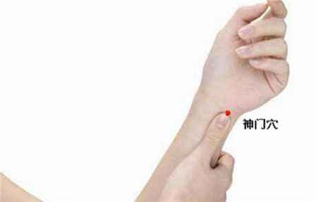 按摩哪里治療失眠圖片 失眠按摩哪個(gè)部位圖片 3