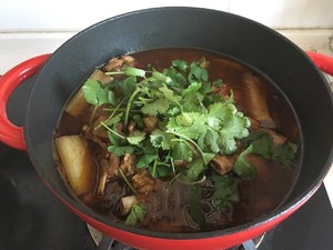 紅燜羊肉的家常做法步驟 最正宗的做法 1