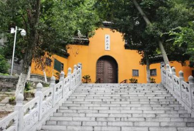 雞鳴寺求姻緣很準(zhǔn)嗎 雞鳴寺求姻緣有什么講究 1
